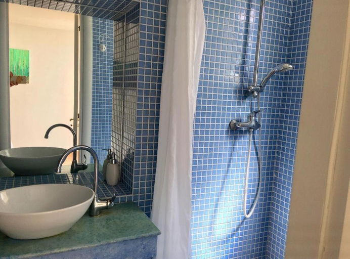 Bathroom 2, La Zagara, Lecce