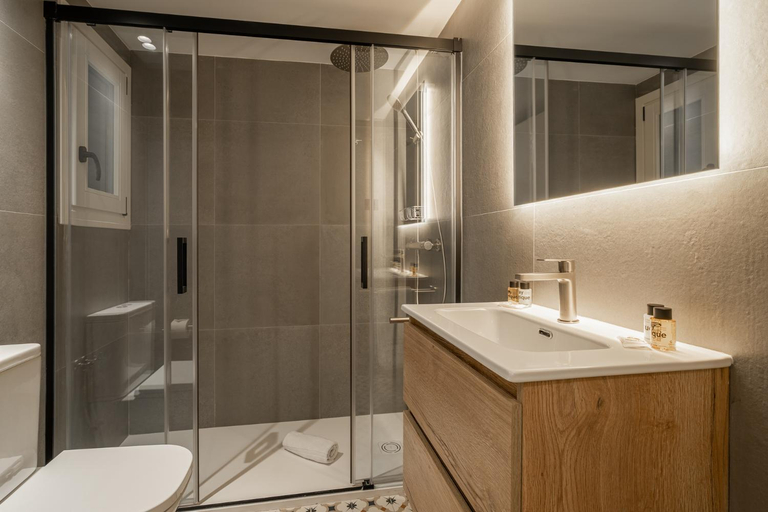 Bathroom 3, Stay Unique Apartment Corsega II, Barcelona