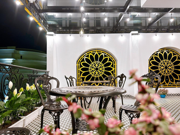 Others 2, KING HOTEL, Hạ Long