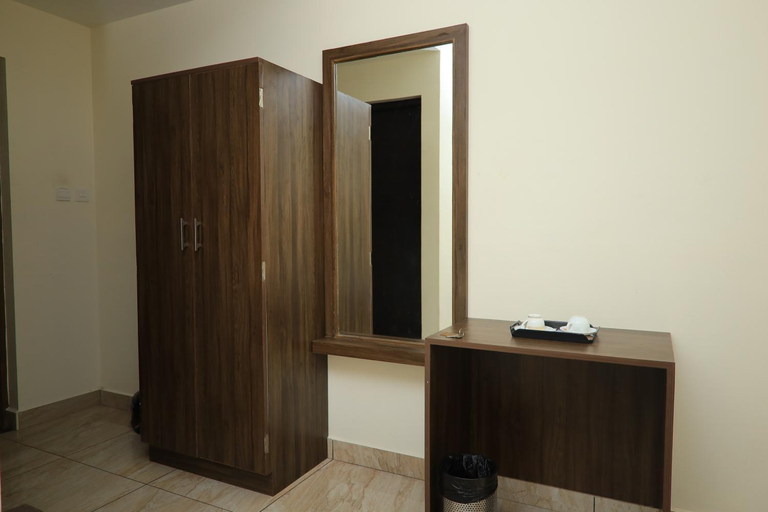 Others 4, STARWIN RESIDENCY, Ramanathapuram