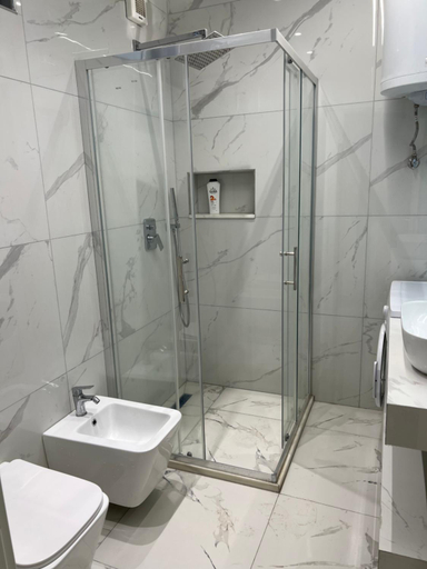 Bathroom 3, Apartments Qerret Golem beachfront, Kavajës