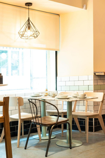 Food & Drinks 4, Apartamentos Day Madrid GRAN VIA II, Madrid