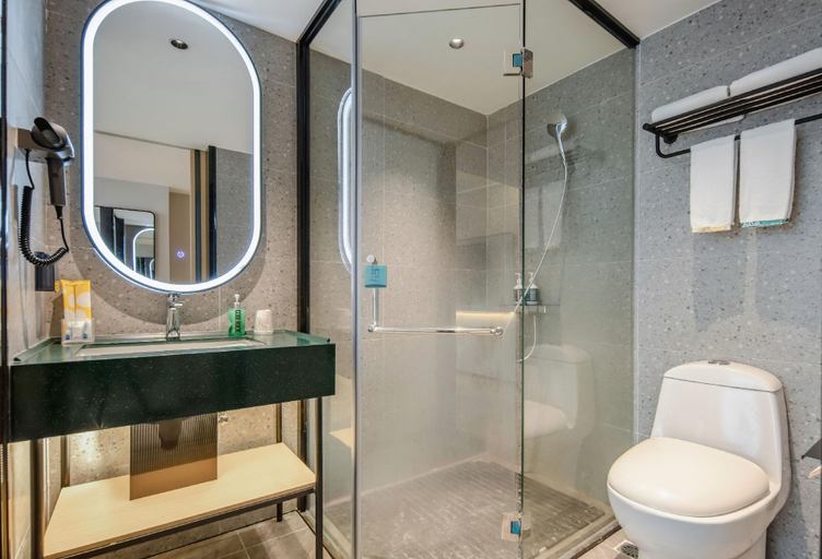 Bathroom 3, City Comfort Inn Beihai Hepu Bus Terminal, Beihai