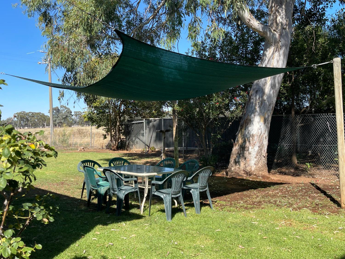 Others 5, Bundalong Hideaway, Moira - East