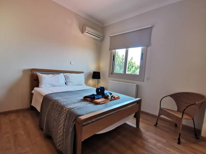 5, Orchard Blossom Private Villa with Pool