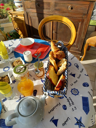 Food & Drinks 5, chambre d'hote independante, Charente-Maritime