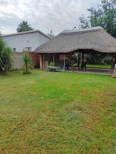 Others 5, Zina, City of Tshwane