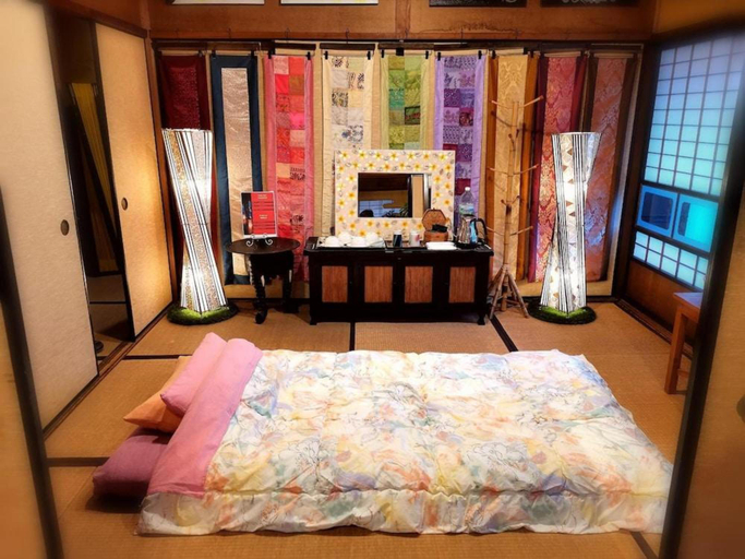 Bedroom 2, Kominka Mitsuhama Ryokan, Matsuyama