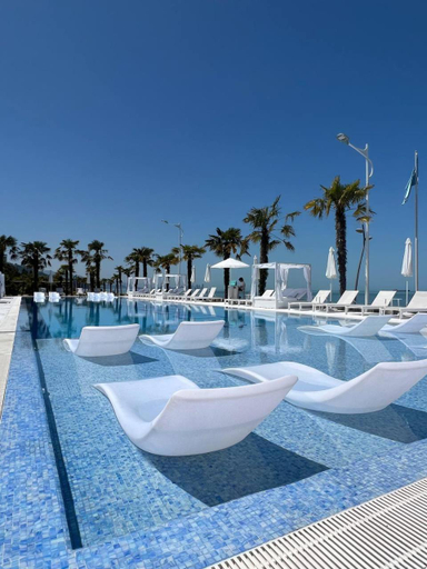 Sport & Beauty 2, Luxury Oasis Apartment, Kobuleti