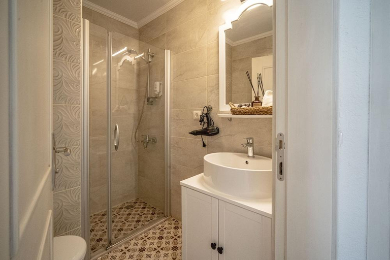 Bathroom 2, Sandal Alaçati - Adults Only, Çeşme