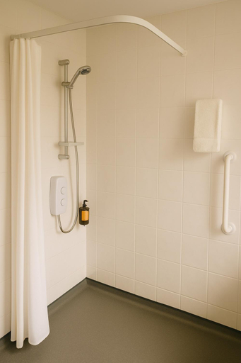 Bathroom 3, Lytton Tree Lodge Self-Catering Garden Lodges - Near Southwold, Suffolk