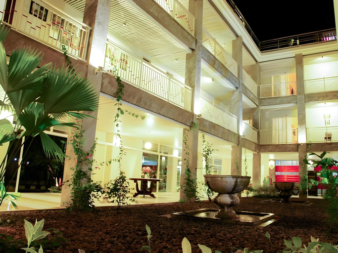 Others 3, Marni Mulya Guest House, Solo