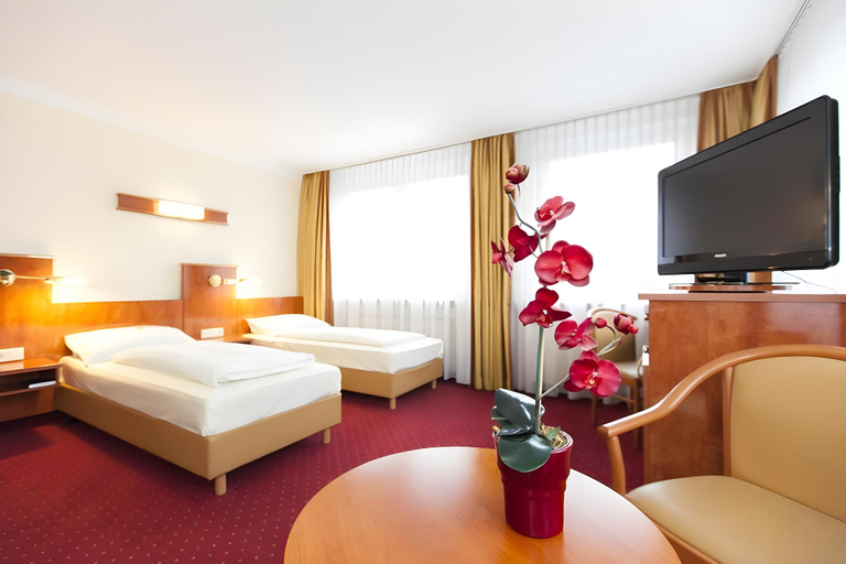 Bedroom 2, Hotel am Berliner Platz, Mettmann