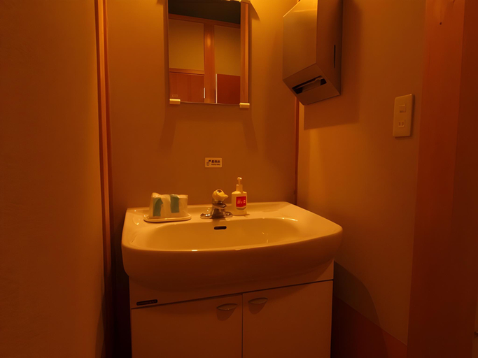 Bathroom 2, Haon no Yado Kuroshio, Kami
