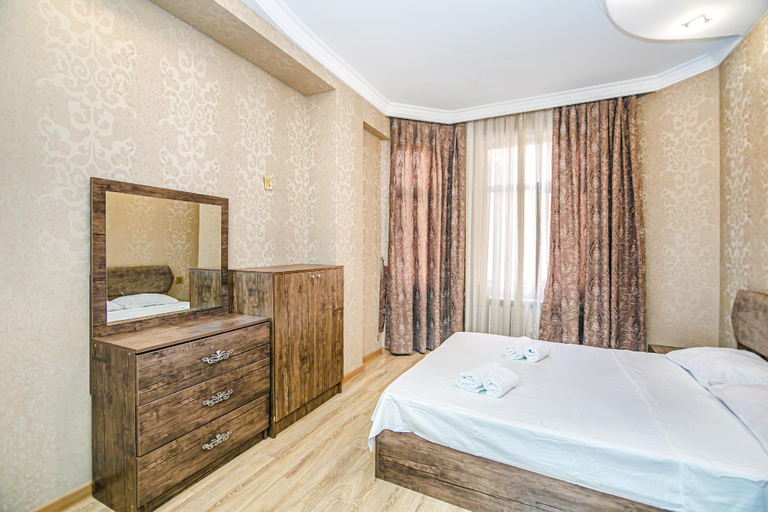 Bedroom 2, Magnificent Vacation apartment by Bea Paradise, Baku