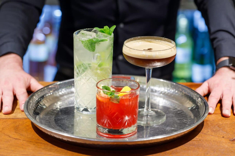 Food & Drinks 5, Stylish Apartment Gastro Pub in West Wittering, West Sussex