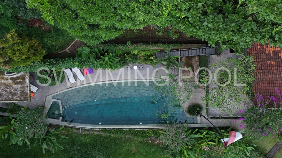 Sport & Beauty 2, Rumah Lereng Bandung, Bandung