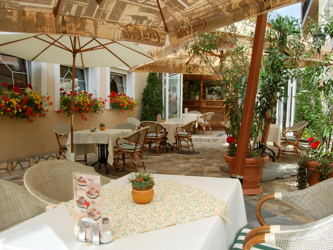 Food & Drinks 2, Kikelet Club Hotel, Miskolci
