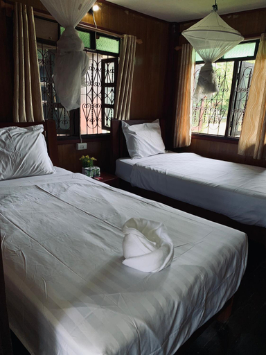 Bedroom 2, Dalom Guesthouse, Khong