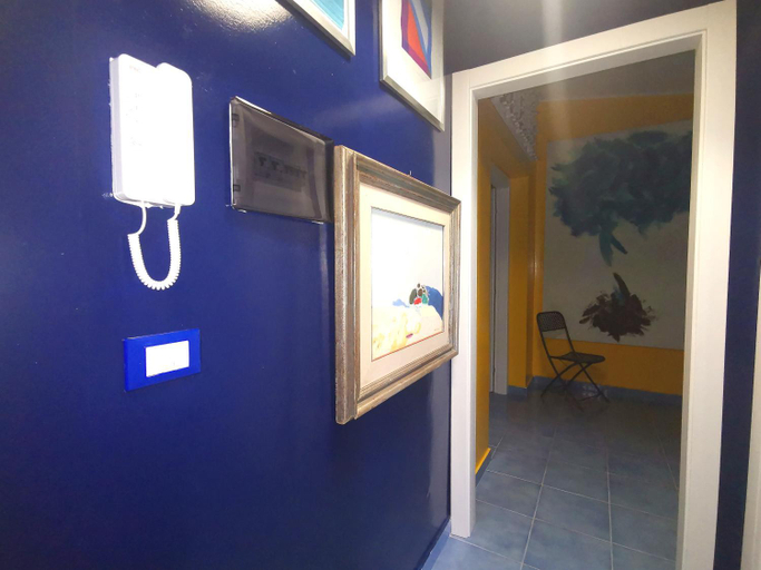 Others 3, Atelier sul Mare Suite d'Autore, Messina
