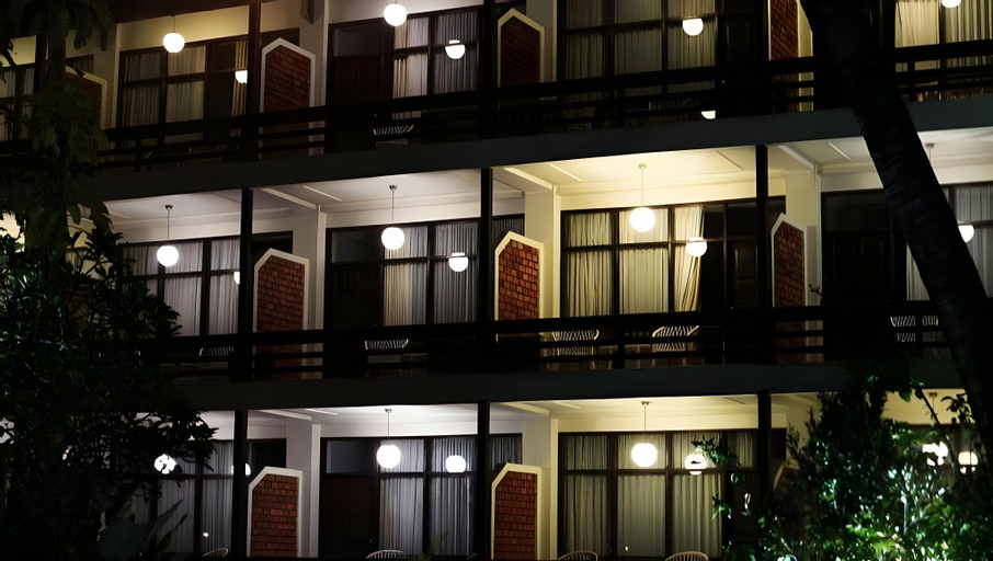 Exterior & Views 2, Mesra International Hotel, Samarinda