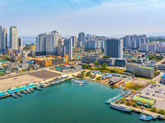 Exterior & Views, Sokcho Mari Vista Hotel, Sokcho