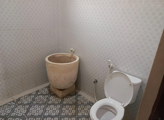 Bathroom 5, The F One Village, Bogor