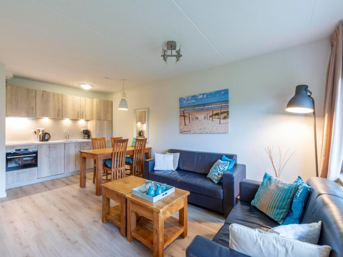Others 4, Beach Apartment 7 for 4 guests in Callanstoog, Zijpe