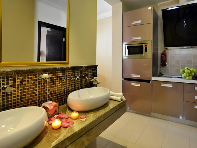 Bathroom, Boudl Majmaa Apartment