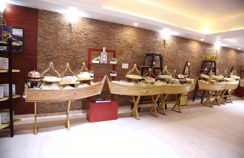 Food & Drinks 2, Tehri Club and Resorts, Tehri Garhwal