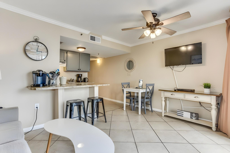 Others 5, OceanView 1BR Condo w Balcony at Meridian Plaza, Horry