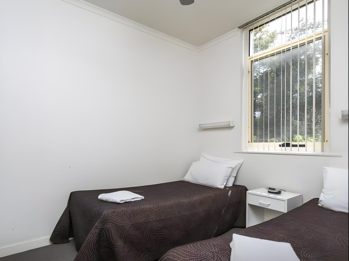 Bedroom 3, Glenelg Holiday Apartments, Adelaide