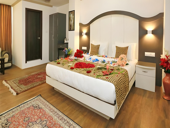 Bedroom 2, Crown Plaza Residency Srinagar, Srinagar