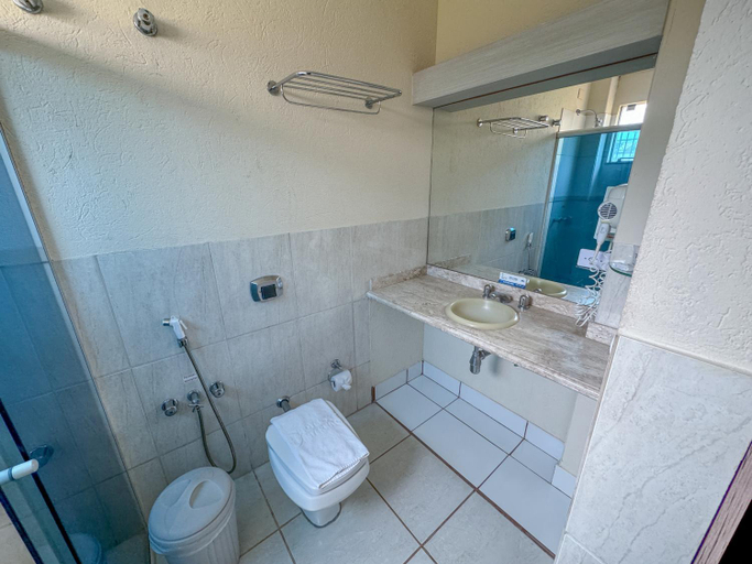 Bathroom 3, Hotel Internacional, Campo Grande