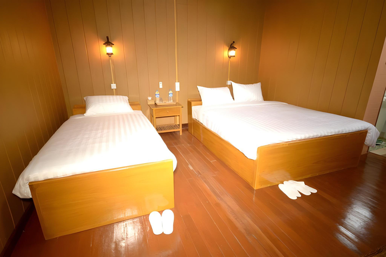Bedroom 2, Golden Fish Motel Nyaung Shwe, Taunggye