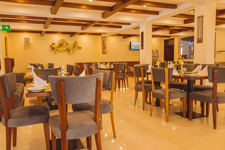 Food & Drinks 5, Hotel Le Confidentiel, Vurra