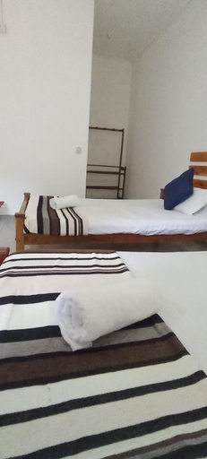 Bedroom 4, Summer Set Inn, Dambulla