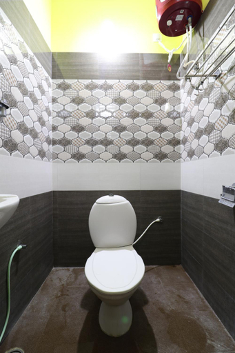 Bathroom, Royal stay kanchipuram, Kancheepuram