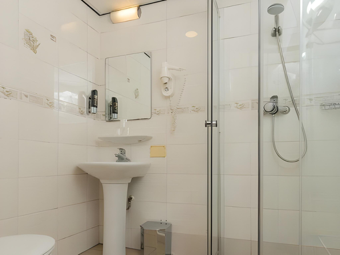 Bathroom 4, XO Hotel Inner, Amsterdam