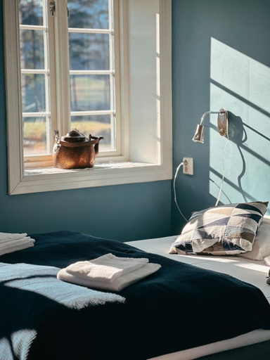 Bedroom 2, Valsøya, Halsa