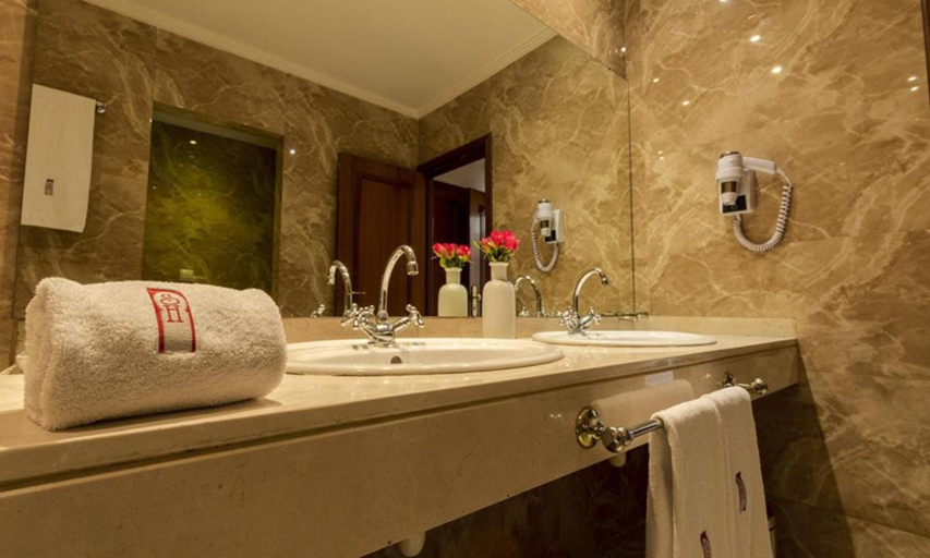 Bathroom 3, Soundouss Hotel, Rabat