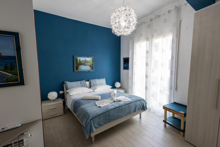 Bedroom 4, Palermonamour Art Gallery Suite, Palermo
