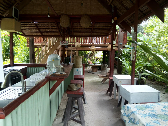 Food & Drinks 4, Coleto Siargao, San Isidro