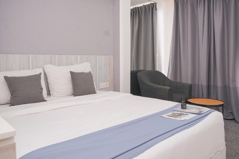 Bedroom 3, Relaxing Studio at Casa De Parco Apt By Travelio, Tangerang