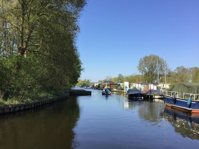 Others 4, Waterfront Villa with Private Jetty, Steenwijkerland