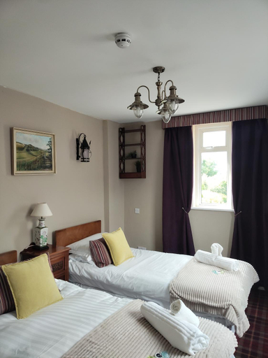 Bedroom, Robin Hood Inn, Northumberland