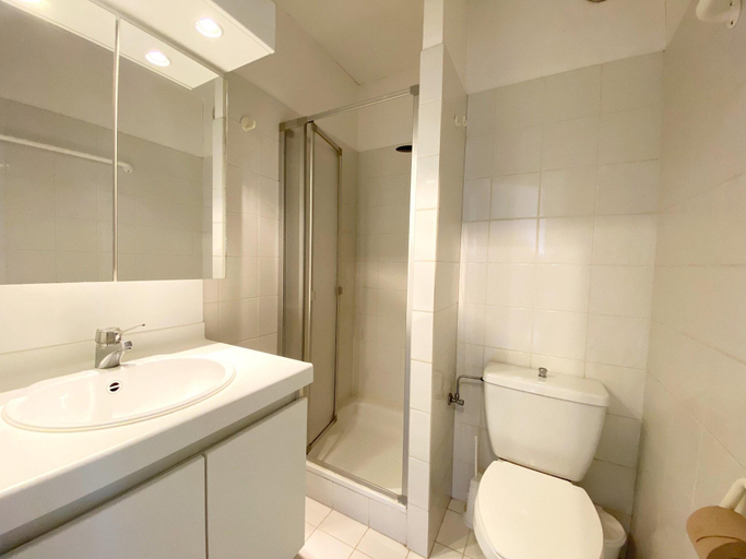 Bathroom, Studio in Nieuwpoort with Stunning Sea Views, West-Vlaanderen