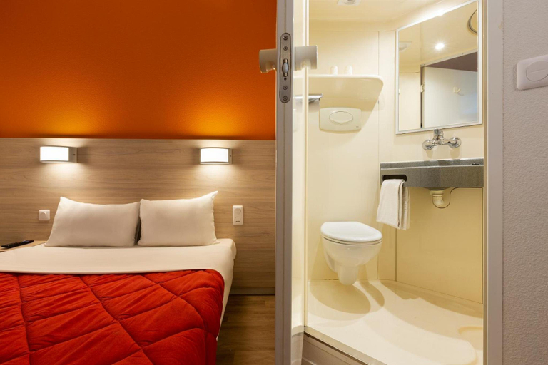 Bedroom 3, Premiere Classe Nantes Ouest - Saint Herblain, Loire-Atlantique