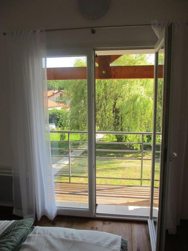 Bedroom 2, Les Verdurettes - Holiday Home Picasso, Landes