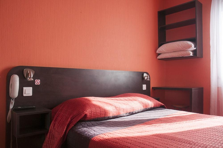 Bedroom 3, Les Rosiers, Charente-Maritime